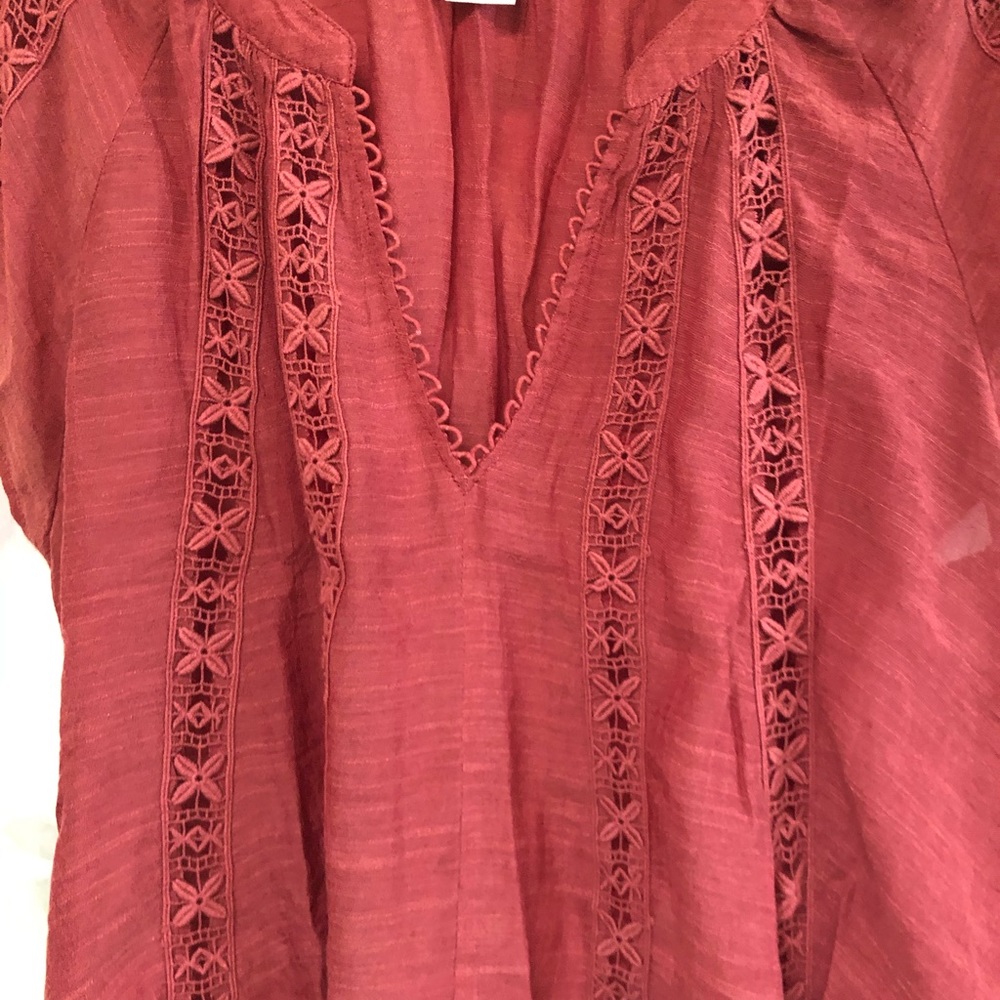 American Rag Blouse - Picture 2 of 6